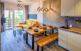 Apartament Widokowy Karpacz z garażem i widokiem na góry, blisko szlaki i centrum